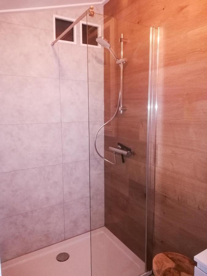 Grytmanshoeve vakantiehuis en B&B met glamping Niawier Buitenkant foto